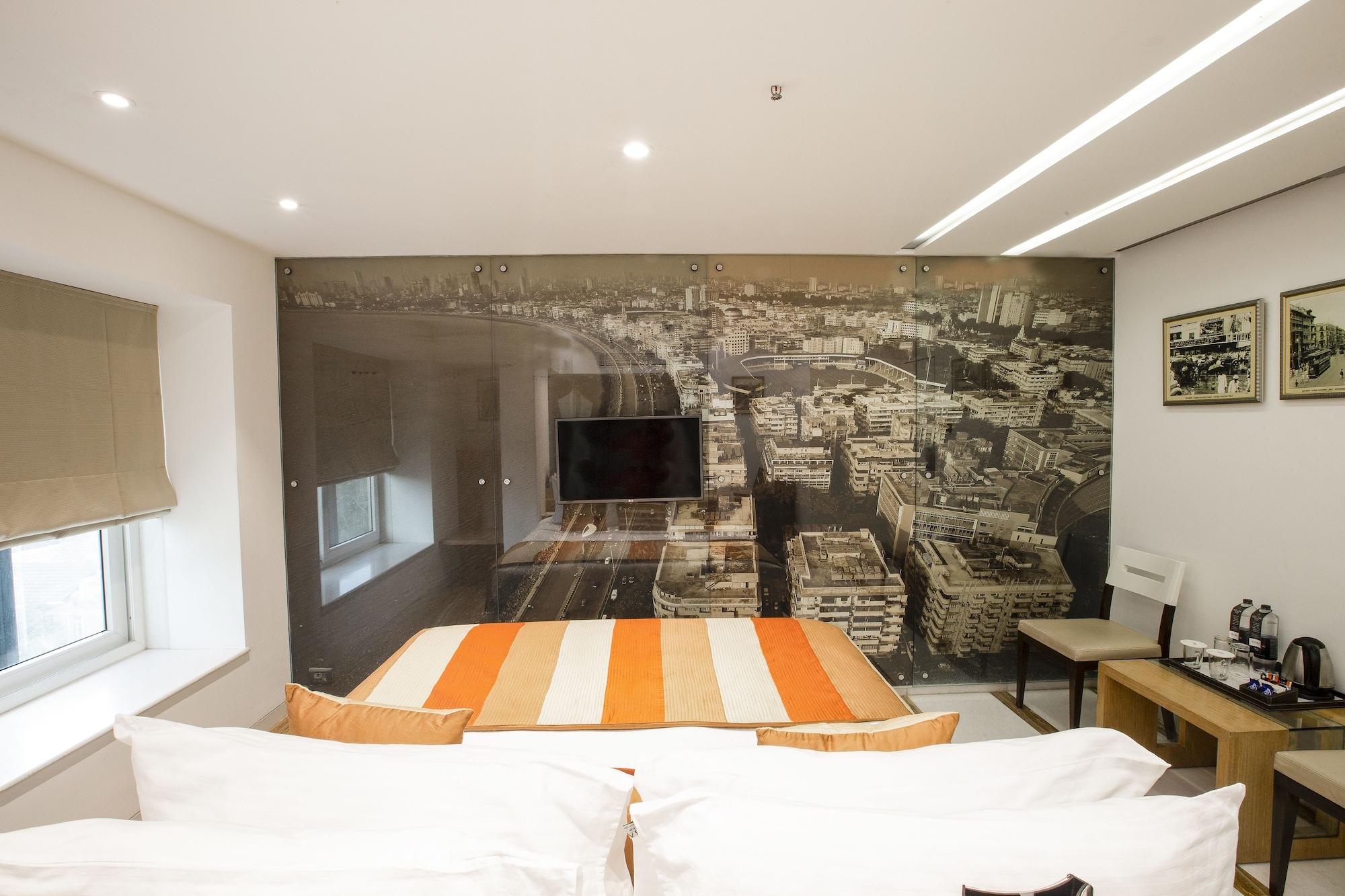 Hotel Bawa Continental Mumbai Bagian luar foto