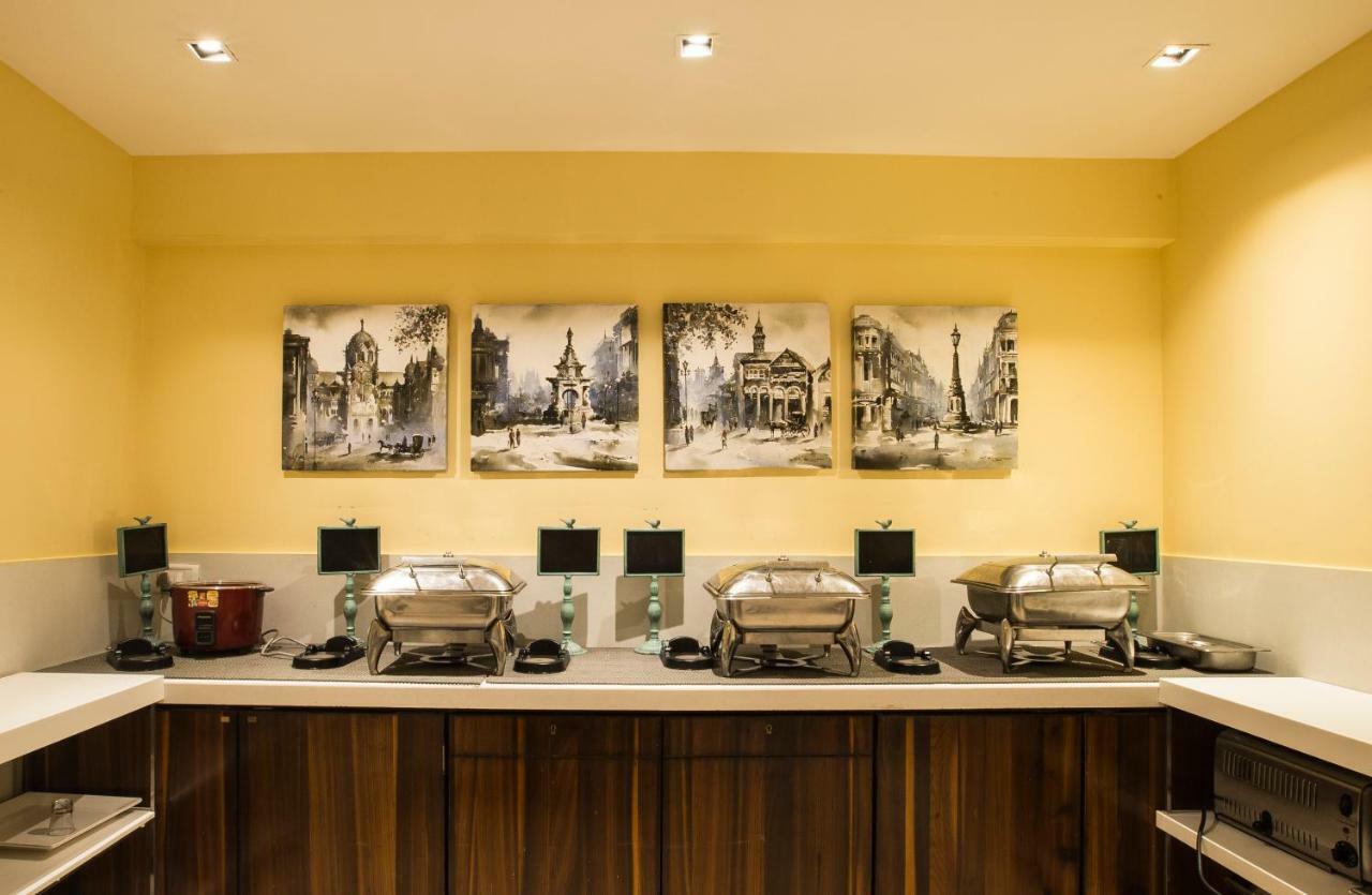 Hotel Bawa Continental Mumbai Bagian luar foto